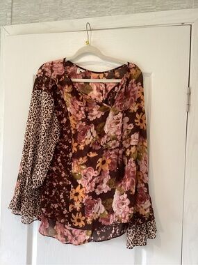 Cato Brown Floral & Leopard Mixed-Print Blouse 18/20W EUC
